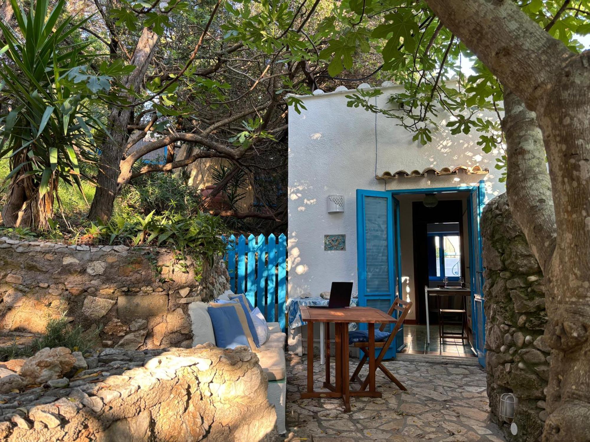 Casa Al Mare Con Spiaggia Privata Condominiale Сан-Феличе-Чирчео Номер фото