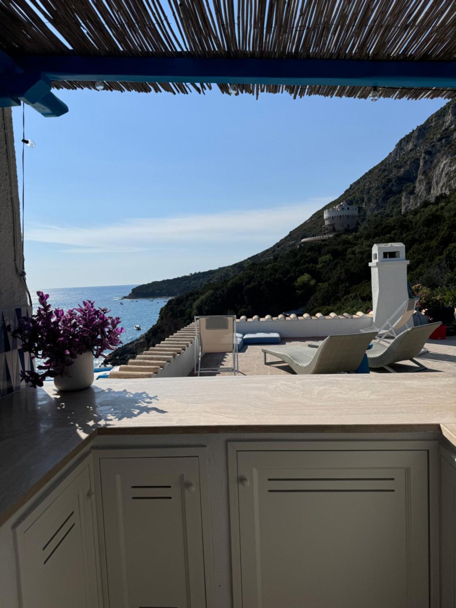 Casa Al Mare Con Spiaggia Privata Condominiale Сан-Феличе-Чирчео Номер фото